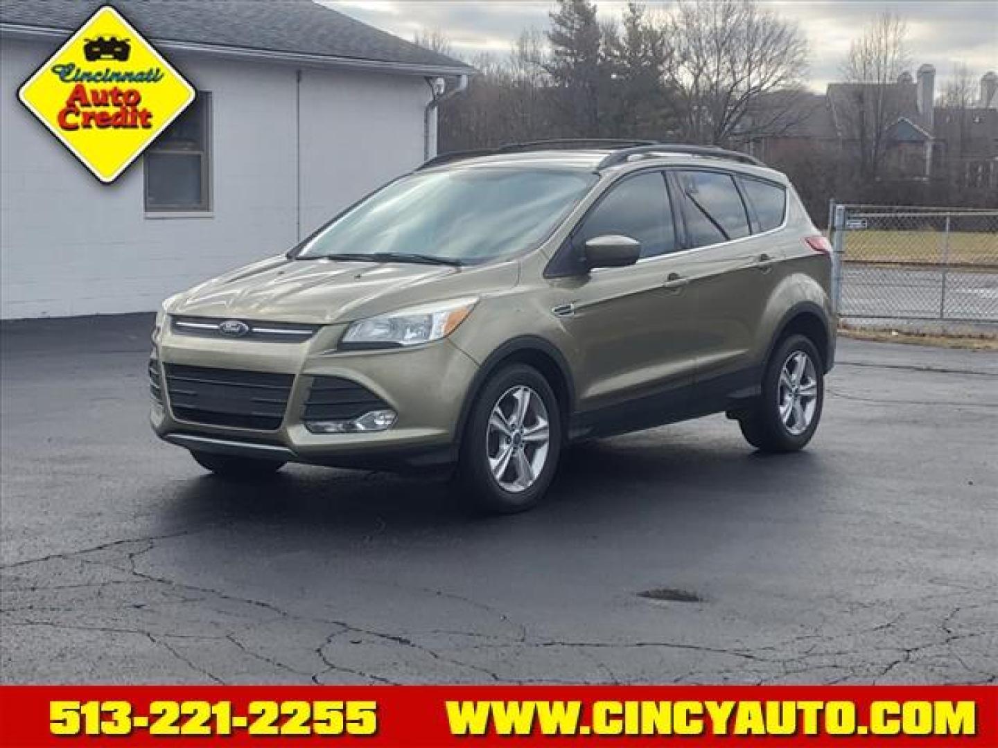 2013 Frosted Glass Metallic Ford Escape SE (1FMCU0GX4DU) with an 1.6L EcoBoost 1.6L Turbo I4 17 Direct Injection engine, 6-Speed Shiftable Automatic transmission, located at 5489 Dixie Highway, Fairfield, OH, 45014, (513) 221-2255, 39.333084, -84.523834 - Photo#0