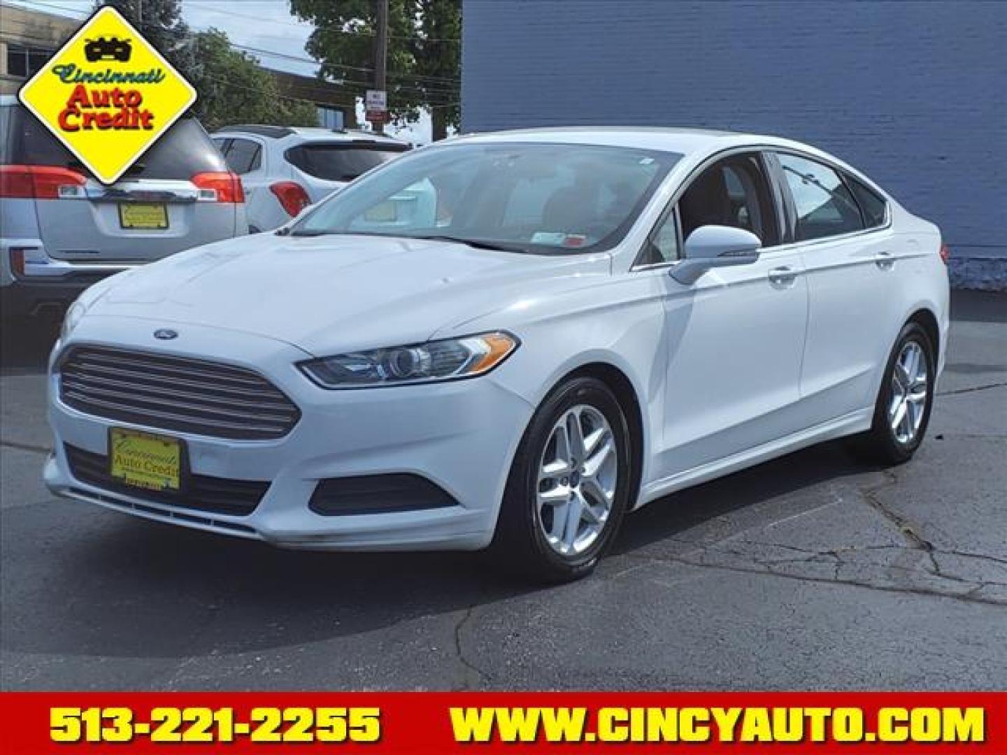 2016 Oxford White Ford Fusion SE (3FA6P0H71GR) with an 2.5L 2.5L I4 175hp 175ft. lbs. Sequential Multiport Fuel Injection engine, 6-Speed Shiftable Automatic transmission, located at 2813 Gilbert Avenue, Cincinnati, OH, 45206, (513) 221-2255, 39.130219, -84.489189 - Photo#0