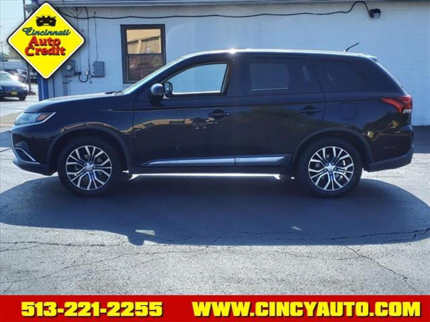 2016 Labrador Black Pearl Mitsubishi Outlander ES (JA4AD2A30GZ) with an 2.4L 2.4L I4 166hp 162ft. lbs. Fuel Injected engine, CVT transmission, located at 5489 Dixie Highway, Fairfield, OH, 45014, (513) 221-2255, 39.333084, -84.523834 - Photo#1