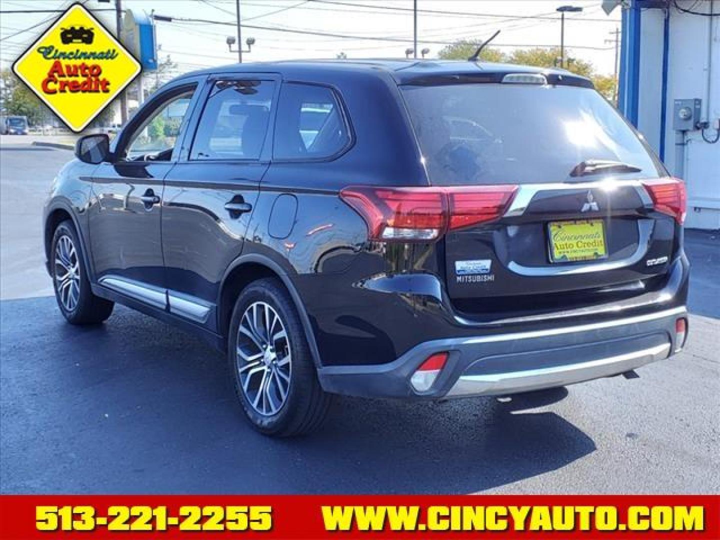 2016 Labrador Black Pearl Mitsubishi Outlander ES (JA4AD2A30GZ) with an 2.4L 2.4L I4 166hp 162ft. lbs. Fuel Injected engine, CVT transmission, located at 5489 Dixie Highway, Fairfield, OH, 45014, (513) 221-2255, 39.333084, -84.523834 - Photo#2