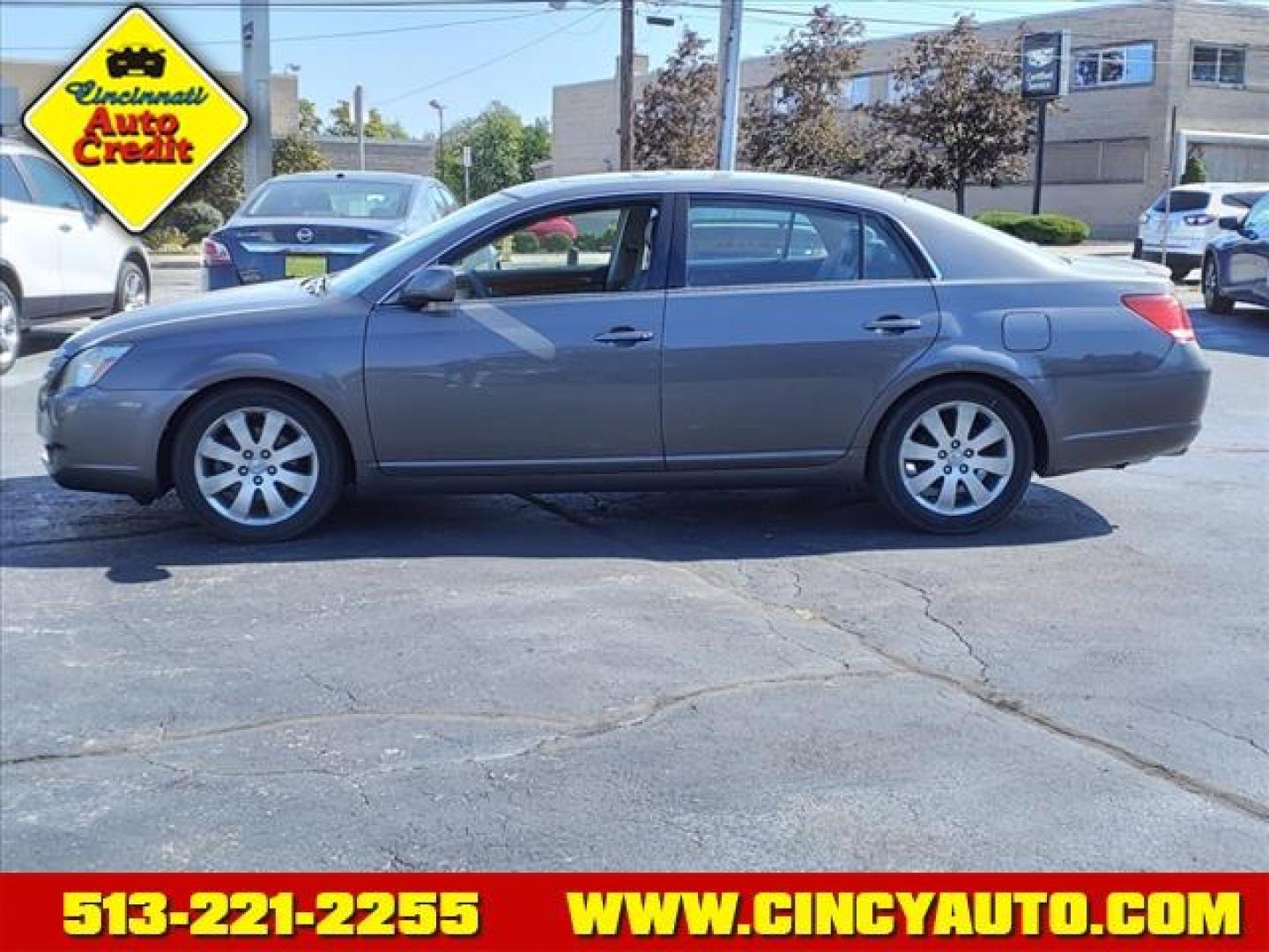 2006 Titanium Metallic Toyota Avalon XLS (4T1BK36B96U) with an 3.5L 3L NA V6 double overhead cam (DOHC) 24V Fuel Injected engine, 5-Speed Shiftable Automatic transmission, located at 2813 Gilbert Avenue, Cincinnati, OH, 45206, (513) 221-2255, 39.130219, -84.489189 - Photo#1