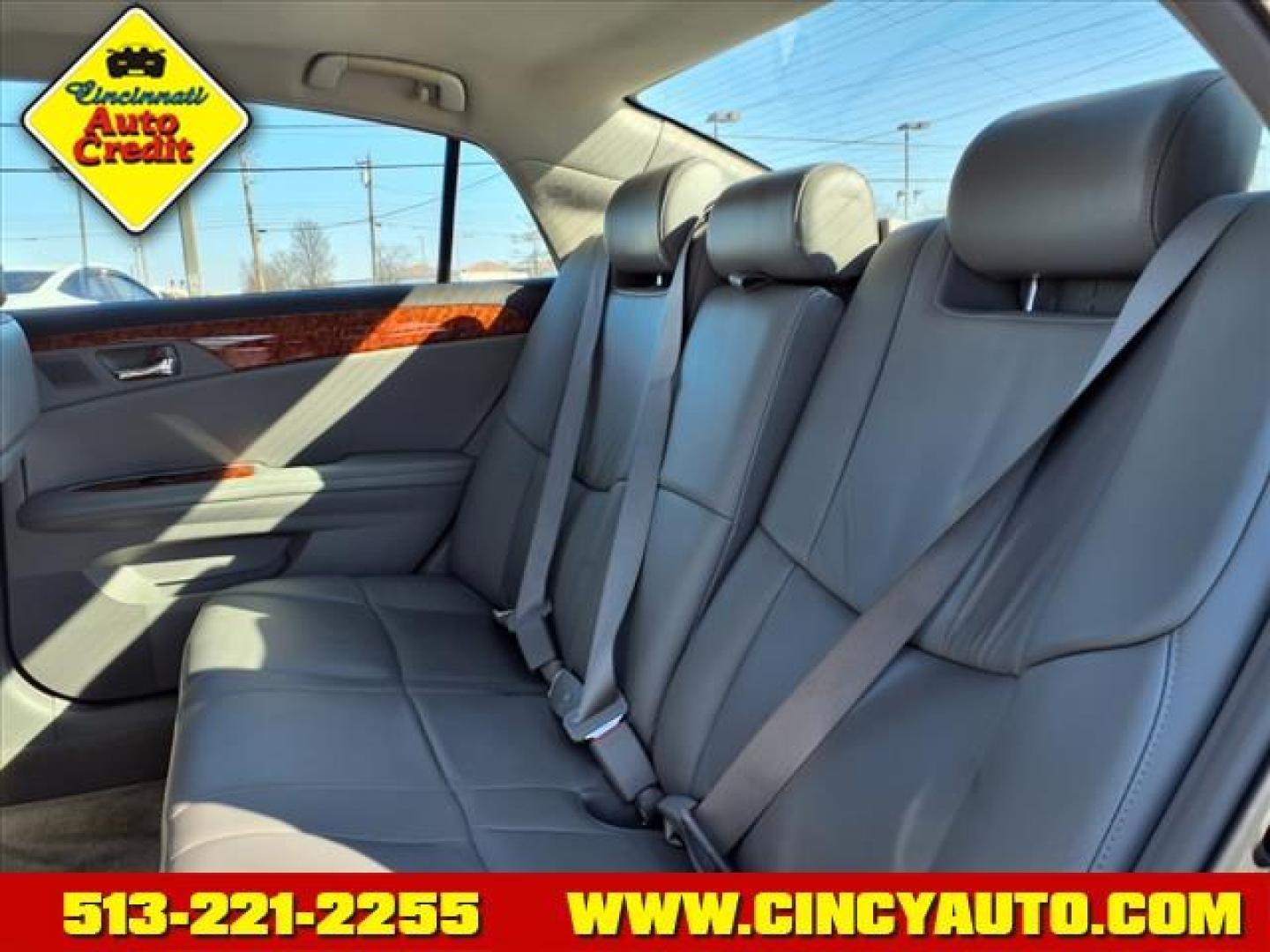 2006 Phantom Gray Pearl 1e3 Toyota Avalon XLS (4T1BK36B96U) with an 3.5L 3L NA V6 double overhead cam (DOHC) 24V Fuel Injected engine, 5-Speed Shiftable Automatic transmission, located at 5489 Dixie Highway, Fairfield, OH, 45014, (513) 221-2255, 39.333084, -84.523834 - Photo#4