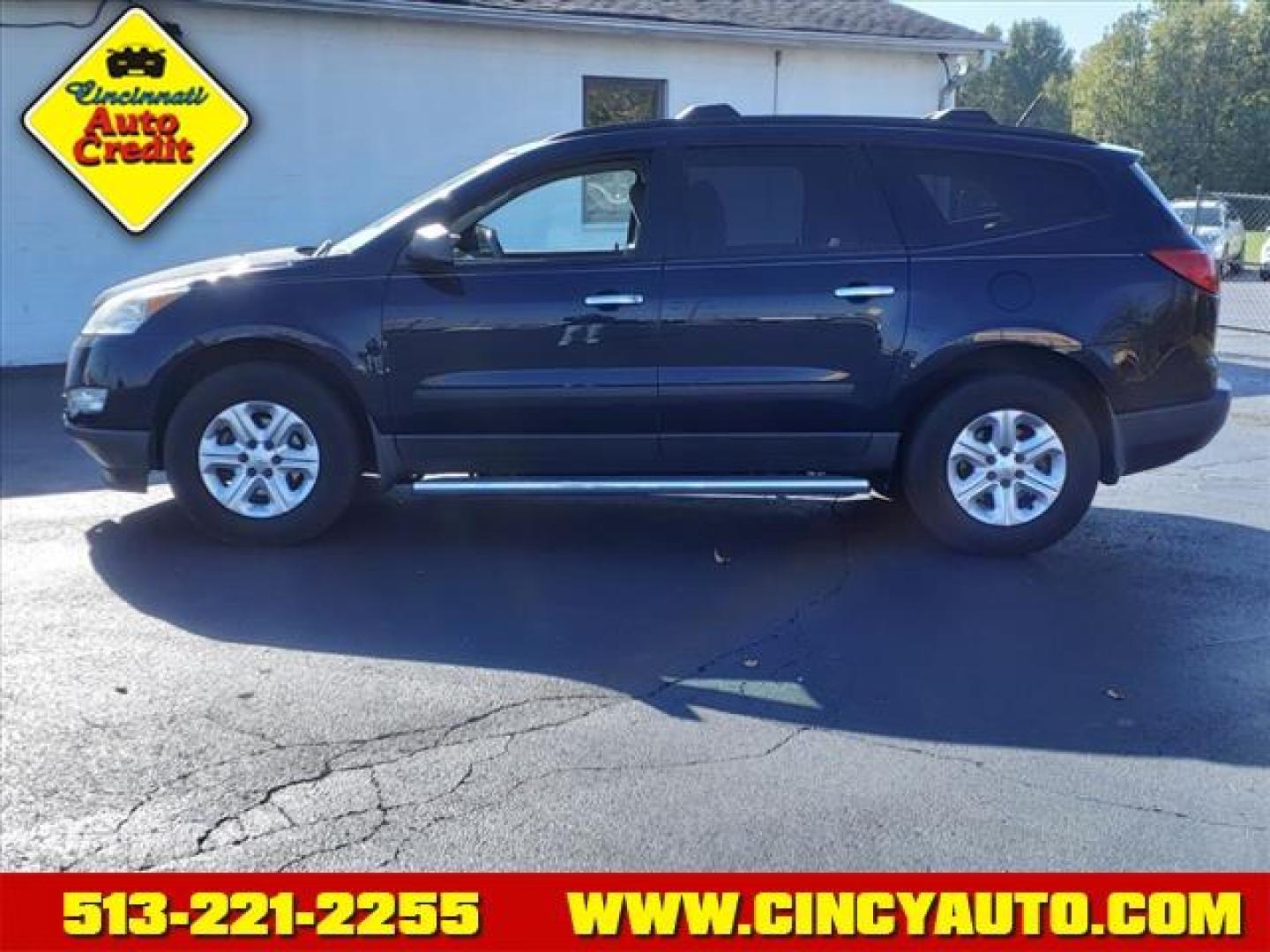 2012 Dark Blue Metallic Chevrolet Traverse LS (1GNKRFED9CJ) with an 3.6L 3.6L V6 281hp 266ft. lbs. Direct Injection engine, 6-Speed Shiftable Automatic transmission, located at 5489 Dixie Highway, Fairfield, OH, 45014, (513) 221-2255, 39.333084, -84.523834 - Photo#1