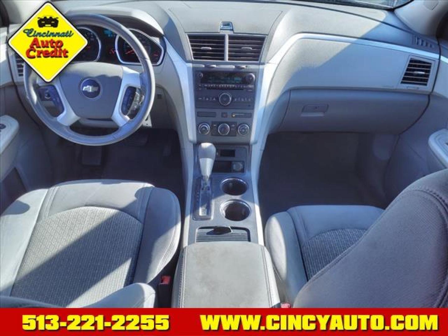 2012 Dark Blue Metallic Chevrolet Traverse LS (1GNKRFED9CJ) with an 3.6L 3.6L V6 281hp 266ft. lbs. Direct Injection engine, 6-Speed Shiftable Automatic transmission, located at 5489 Dixie Highway, Fairfield, OH, 45014, (513) 221-2255, 39.333084, -84.523834 - Photo#3