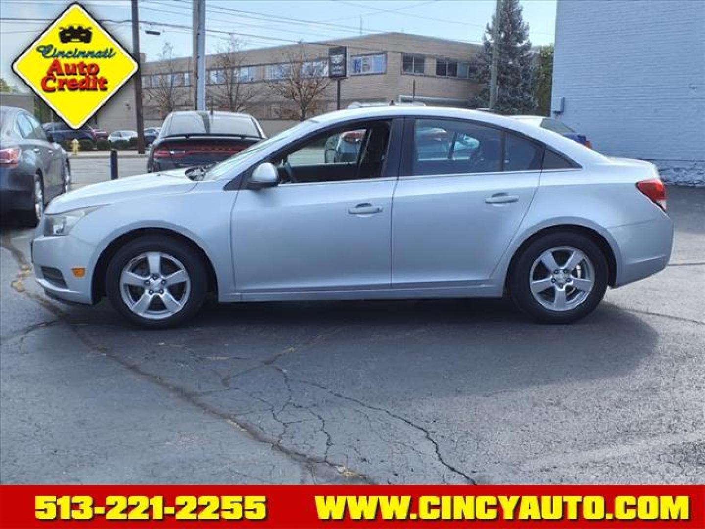 2014 Silver Ice Metallic Chevrolet Cruze 1LT Auto (1G1PC5SB6E7) with an 1.4L Ecotec 1.4L Turbo I4 138hp 148ft. lbs. Sequential Multiport Fuel Injection engine, 6-Speed Shiftable Automatic transmission, located at 2813 Gilbert Avenue, Cincinnati, OH, 45206, (513) 221-2255, 39.130219, -84.489189 - Photo#1