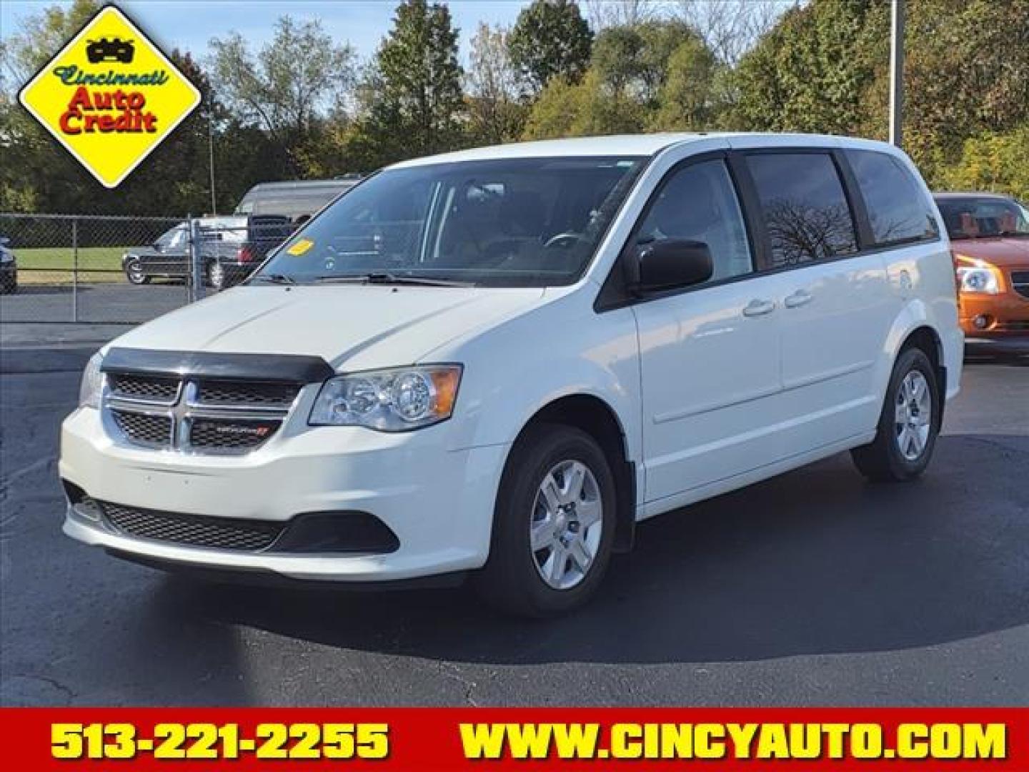 2013 Stone White Clear Coat Pw1 Dodge Grand Caravan SE (2C4RDGBG7DR) with an 3.6L Pentastar 3.6L V6 283hp 260ft. lbs. Sequential Multiport Fuel Injection engine, 6-Speed Shiftable Automatic transmission, located at 5489 Dixie Highway, Fairfield, OH, 45014, (513) 221-2255, 39.333084, -84.523834 - Photo#0