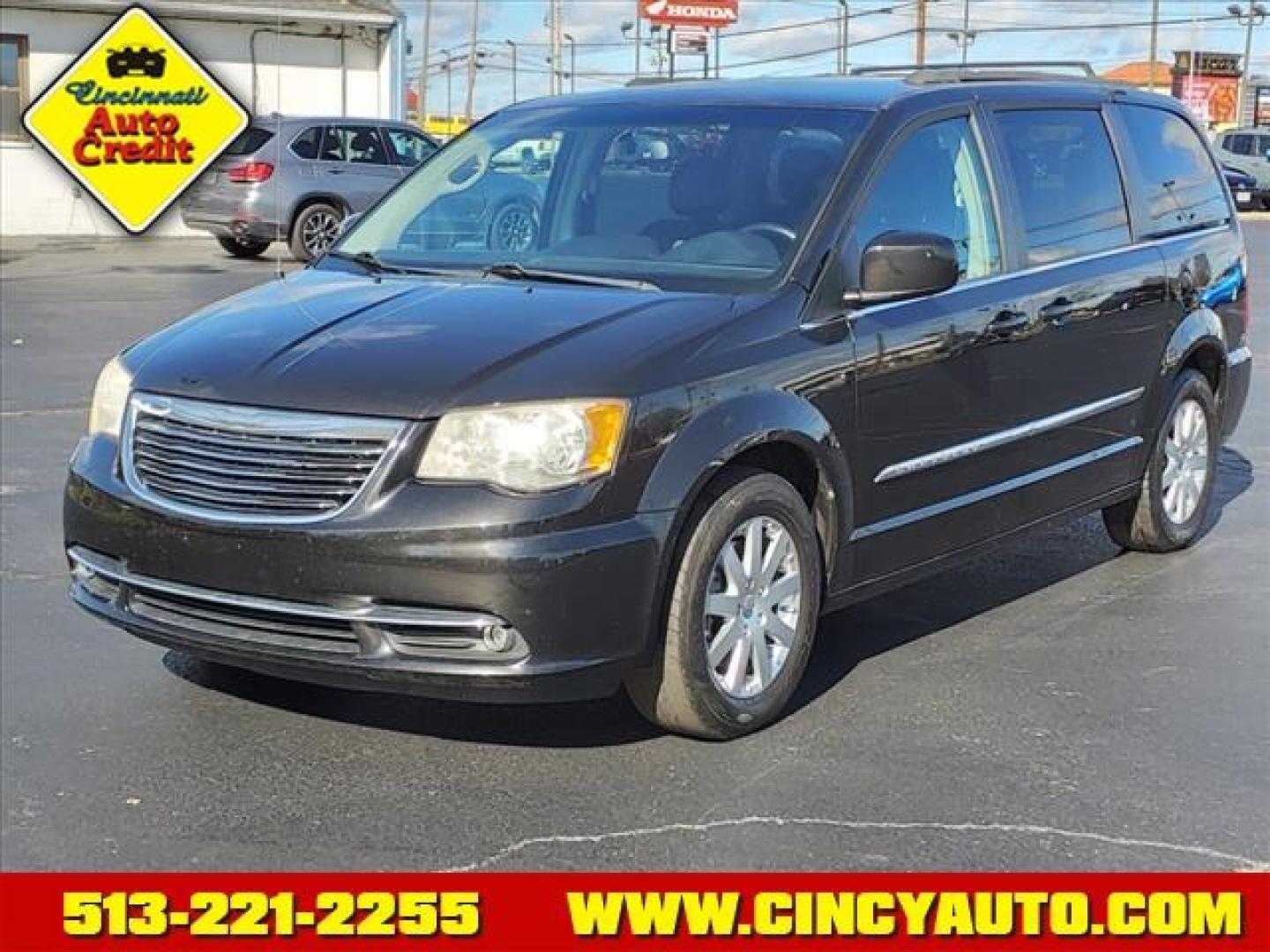 2014 Mocha Java Pearl Coat Puv Chrysler Town and Country Touring (2C4RC1BG9ER) with an 3.6L Pentastar 3.6L Flex Fuel V6 283hp 260ft. lbs. Sequential Multiport Fuel Injection engine, 6-Speed Shiftable Automatic transmission, located at 5489 Dixie Highway, Fairfield, OH, 45014, (513) 221-2255, 39.333084, -84.523834 - Photo#0