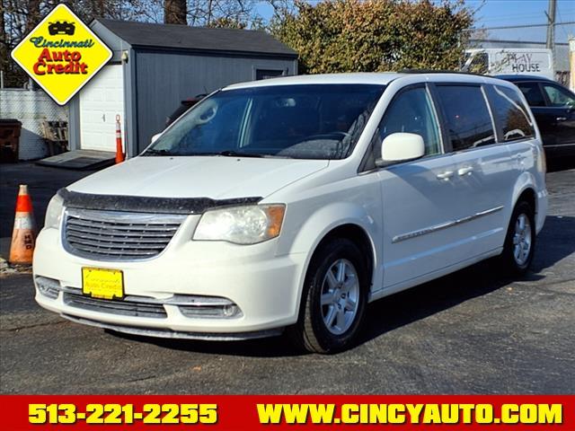 photo of 2012 Chrysler Town and Country Touring