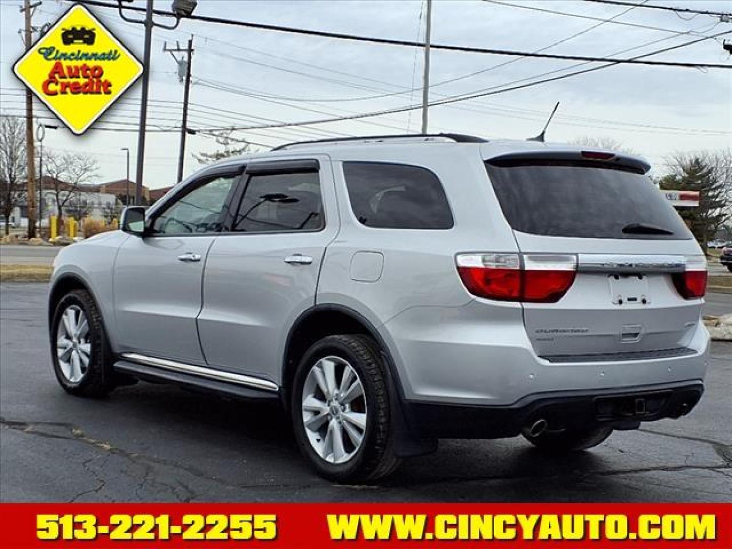 2011 Bright Silver Metallic Clear Coat Ps2 Dodge Durango Crew Lux (1D4SE4GT9BC) with an 5.7L HEMI 5.7L V8 360hp 390ft. lbs. Sequential Multiport Fuel Injection engine, 5-Speed Automatic transmission, located at 5489 Dixie Highway, Fairfield, OH, 45014, (513) 221-2255, 39.333084, -84.523834 - Photo#2