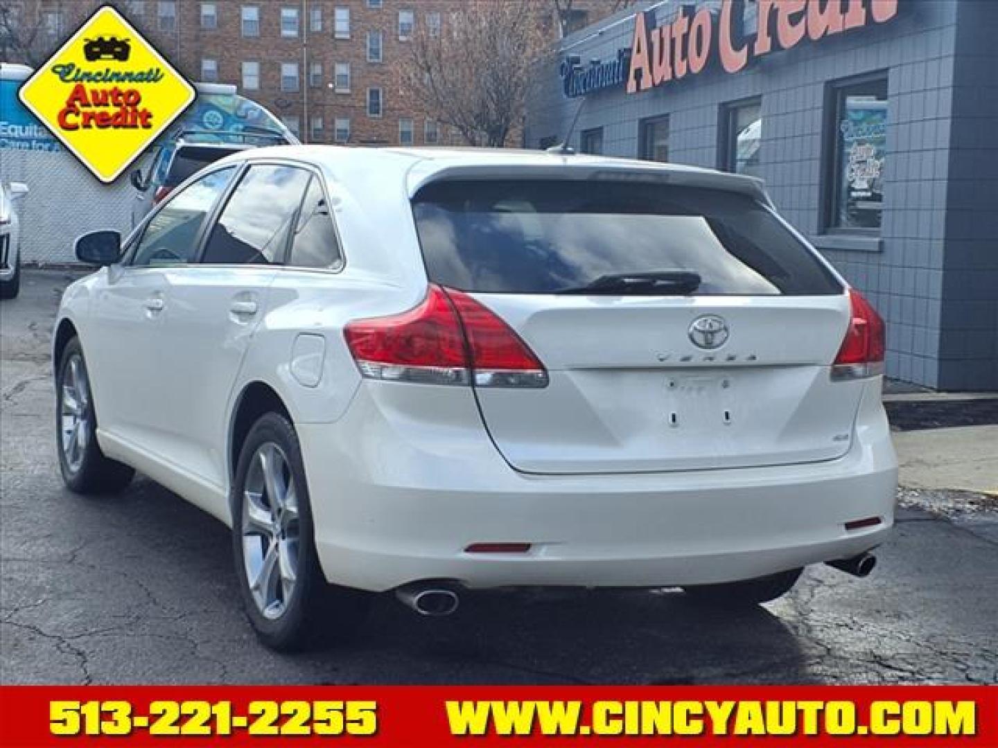 2010 Blizzard Pearl 070 Toyota Venza AWD V6 (4T3BK3BBXAU) with an 3.5L 3.5L V6 268hp 246ft. lbs. Fuel Injected engine, 6-Speed Shiftable Automatic transmission, located at 2813 Gilbert Avenue, Cincinnati, OH, 45206, (513) 221-2255, 39.130219, -84.489189 - Photo#2