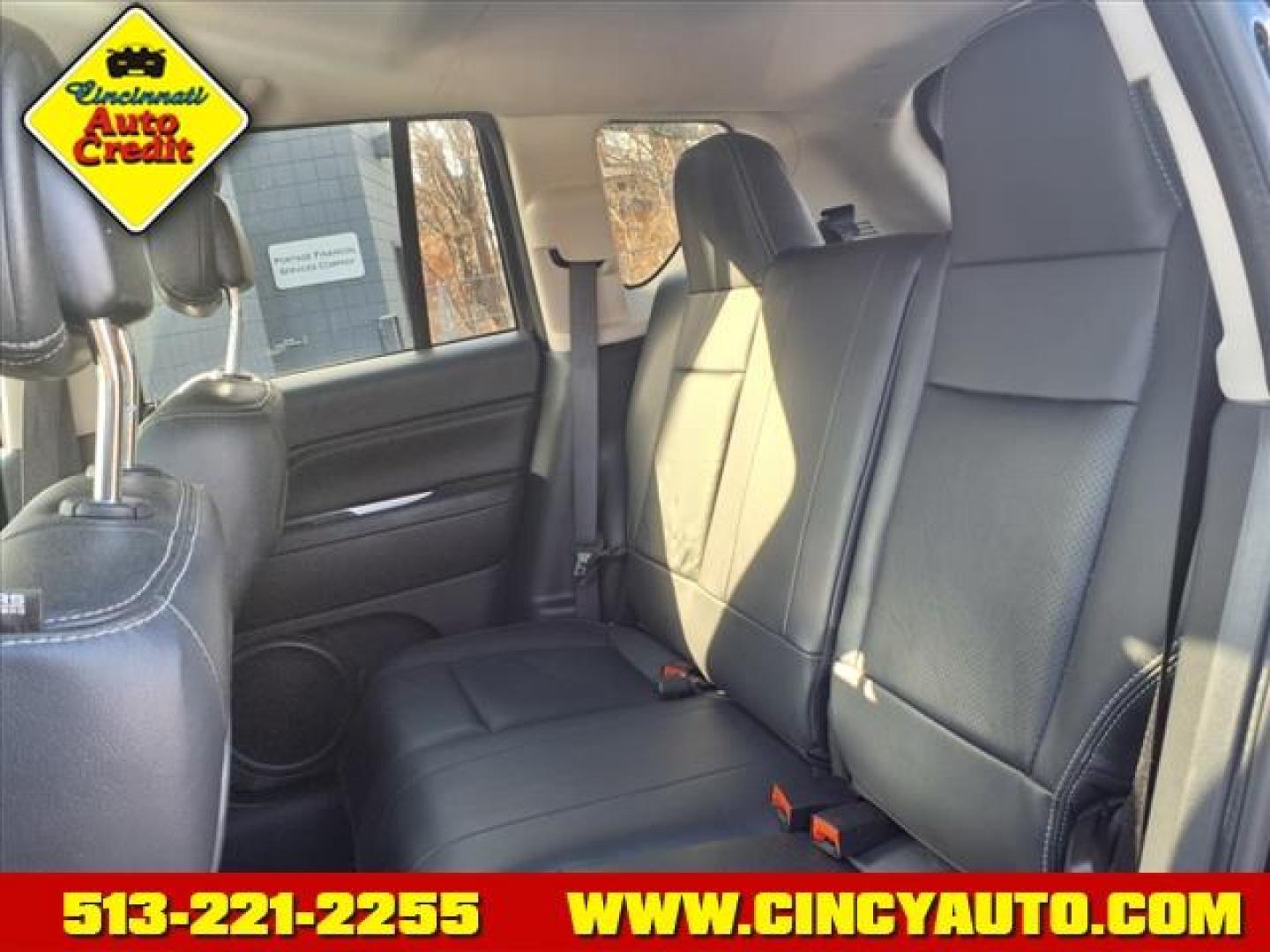 2015 Black Clear Coat Px8 Jeep Compass High Altitude Edition (1C4NJDEB4FD) with an 2.4L 2.4L I4 172hp 165ft. lbs. Sequential Multiport Fuel Injection engine, 6-Speed Shiftable Automatic transmission, located at 2813 Gilbert Avenue, Cincinnati, OH, 45206, (513) 221-2255, 39.130219, -84.489189 - Photo#4