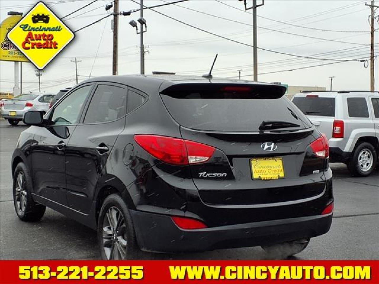 2015 Ash Black Tcm Hyundai TUCSON GLS (KM8JTCAF5FU) with an 2.0L 2.0L I4 164hp 151ft. lbs. Direct Injection engine, 6-Speed Shiftable Automatic transmission, located at 5489 Dixie Highway, Fairfield, OH, 45014, (513) 221-2255, 39.333084, -84.523834 - Photo#2