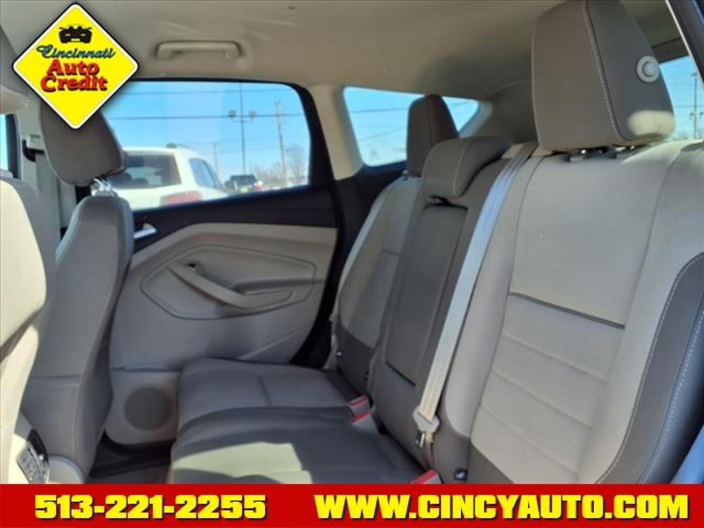 2014 Sterling Gray Metallic Uj Ford Escape SE (1FMCU9GX4EU) with an 1.6L EcoBoost 1.6L Turbo I4 178hp 184ft. lbs. Direct Injection engine, 6-Speed Shiftable Automatic transmission, located at 5489 Dixie Highway, Fairfield, OH, 45014, (513) 221-2255, 39.333084, -84.523834 - Photo#4