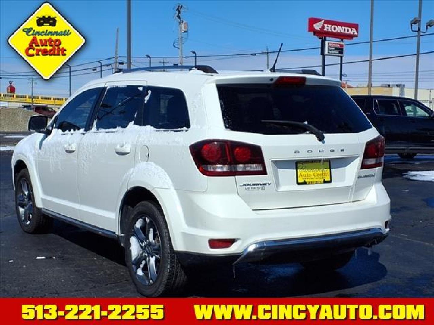 2017 Vice White Pw3 Dodge Journey Crossroad (3C4PDCGB4HT) with an 2.4L 2.4L I4 173hp 166ft. lbs. Sequential Multiport Fuel Injection engine, 4-Speed Shiftable Automatic transmission, located at 5489 Dixie Highway, Fairfield, OH, 45014, (513) 221-2255, 39.333084, -84.523834 - Photo#2