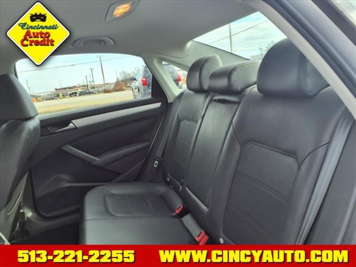 2012 Reflex Silver Metallic 8e8e Volkswagen Passat SE PZEV (1VWBP7A38CC) with an 2.5L 2.5L I5 170hp 177ft. lbs. PZEV Sequential Multiport Fuel Injection engine, 6-Speed Shiftable Automatic transmission, located at 5489 Dixie Highway, Fairfield, OH, 45014, (513) 221-2255, 39.333084, -84.523834 - Photo#4