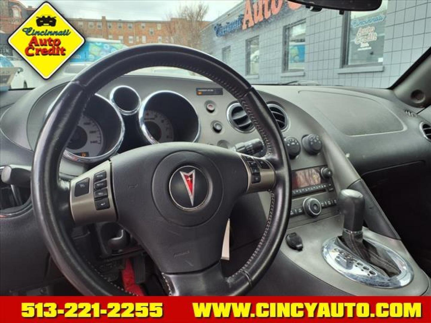 2007 Aggressive 74u Pontiac Solstice Base (1G2MB35B27Y) with an 2.4L 2.4L inline 4 double overhead camshaft 16V Sequential-Port F.I. engine, 5-Speed Automatic transmission, located at 2813 Gilbert Avenue, Cincinnati, OH, 45206, (513) 221-2255, 39.130219, -84.489189 - Photo#5